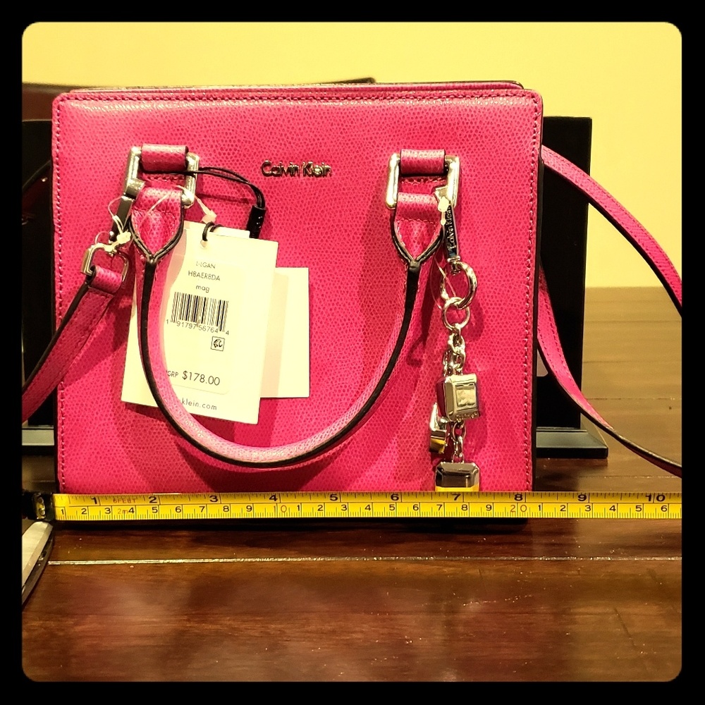 NWT Calvin Klein Crossbody Bag